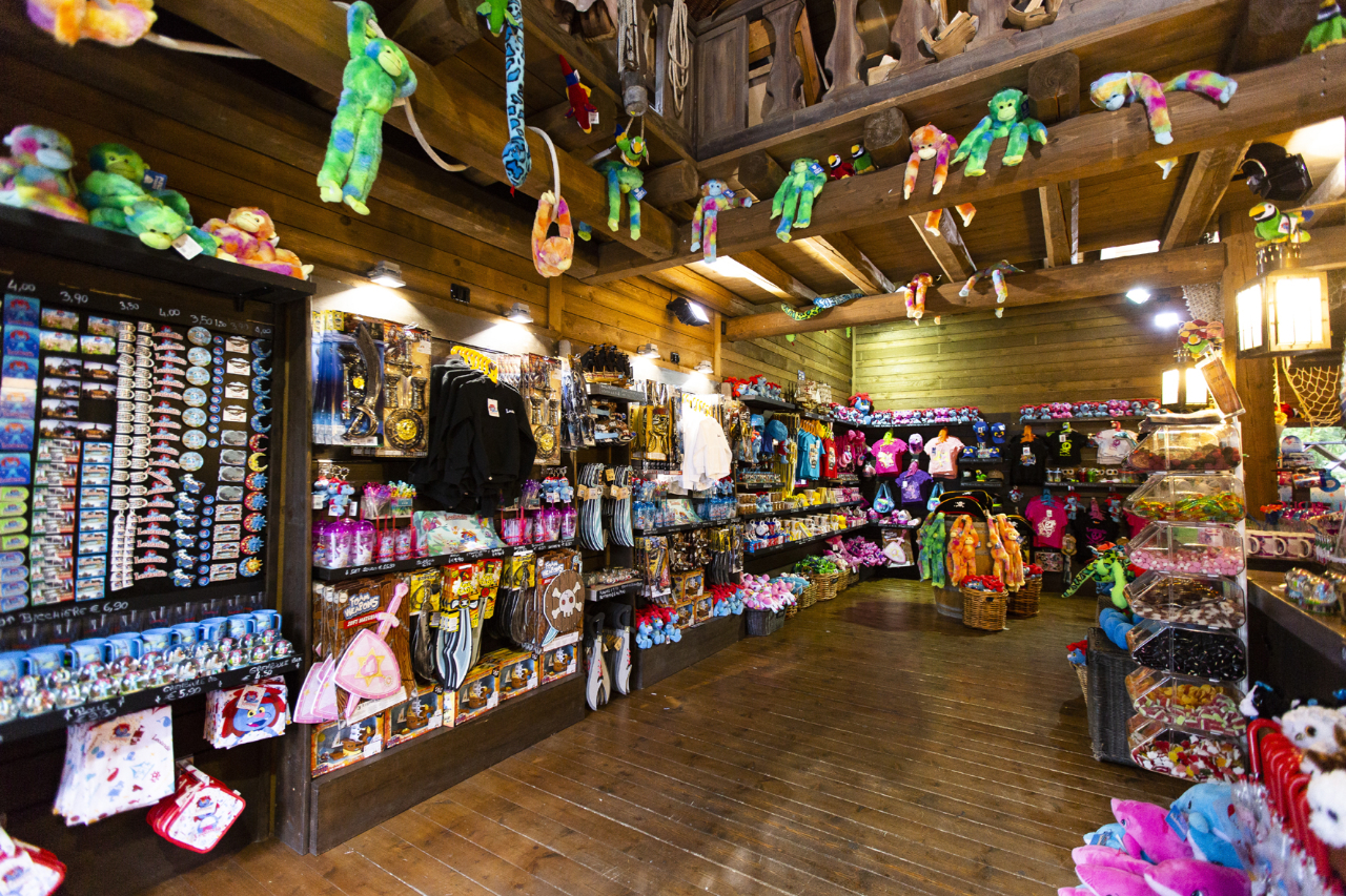 <p>Uno degli shop all’interno di Leolandia</p>
